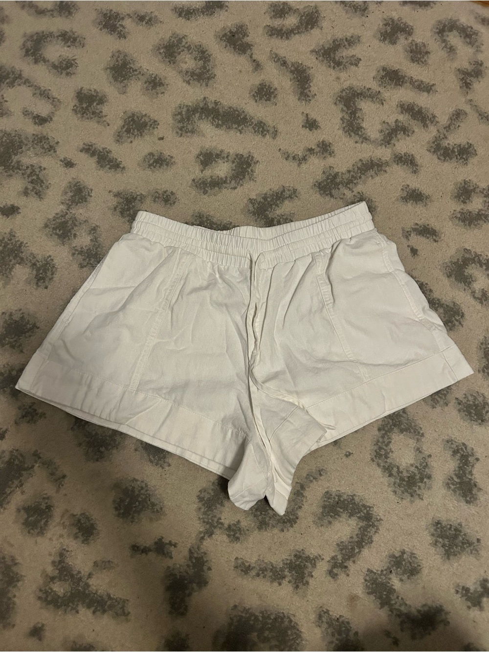 Universal Thread White Elastic-Waist Linen Blend Shorts